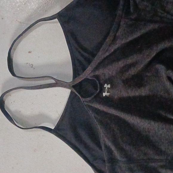 Under armour tank top - Picture 3 of 4